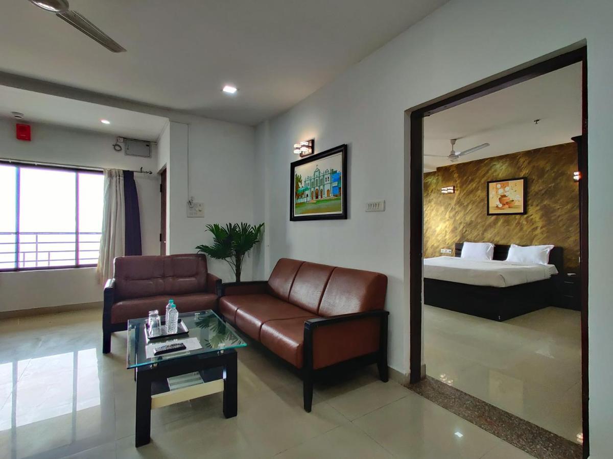 Golden Chariot Hotel Daman Eksteriør bilde